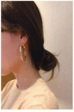 RHINESTONES HOOP EARRINGS WITH SILVER NEEDLE GOLD - Image 5