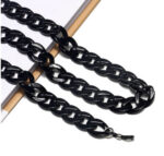 ACRYLIC SUNGLASSES CHAIN BLACK