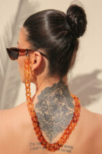 ACRYLIC SUNGLASSES CHAIN LIGHT BROWN