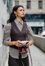 CLASSIC CUT WAIST COAT