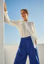 BLOUSE WITH FLOWERS WHITE