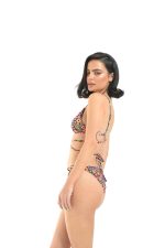 RETRO FLORAL BOTTOM V-SHAPE - Image 3