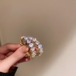 HOOP EARRINGS WITH SILVER NEEDLE CLEAR