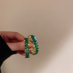 HOOP EARRINGS WITH SILVER NEEDLE GREEN