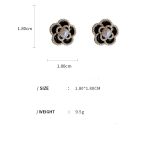 CLASSIC CAMELIA EARRINGS - Image 2
