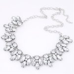 CLEAR GLASS CRYSTAL NECKLACE