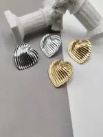 RIPP HEART STAINLESS STEAL EARRINGS GOLD OR SILVER